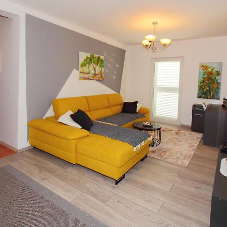 Apartment Marita Čilipi Exteriör bild