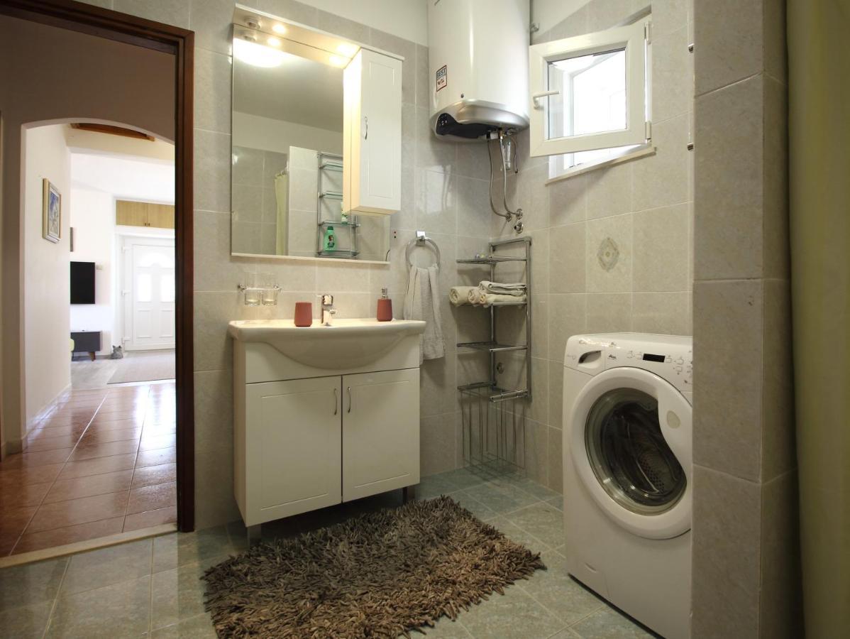 Apartment Marita Čilipi Exteriör bild