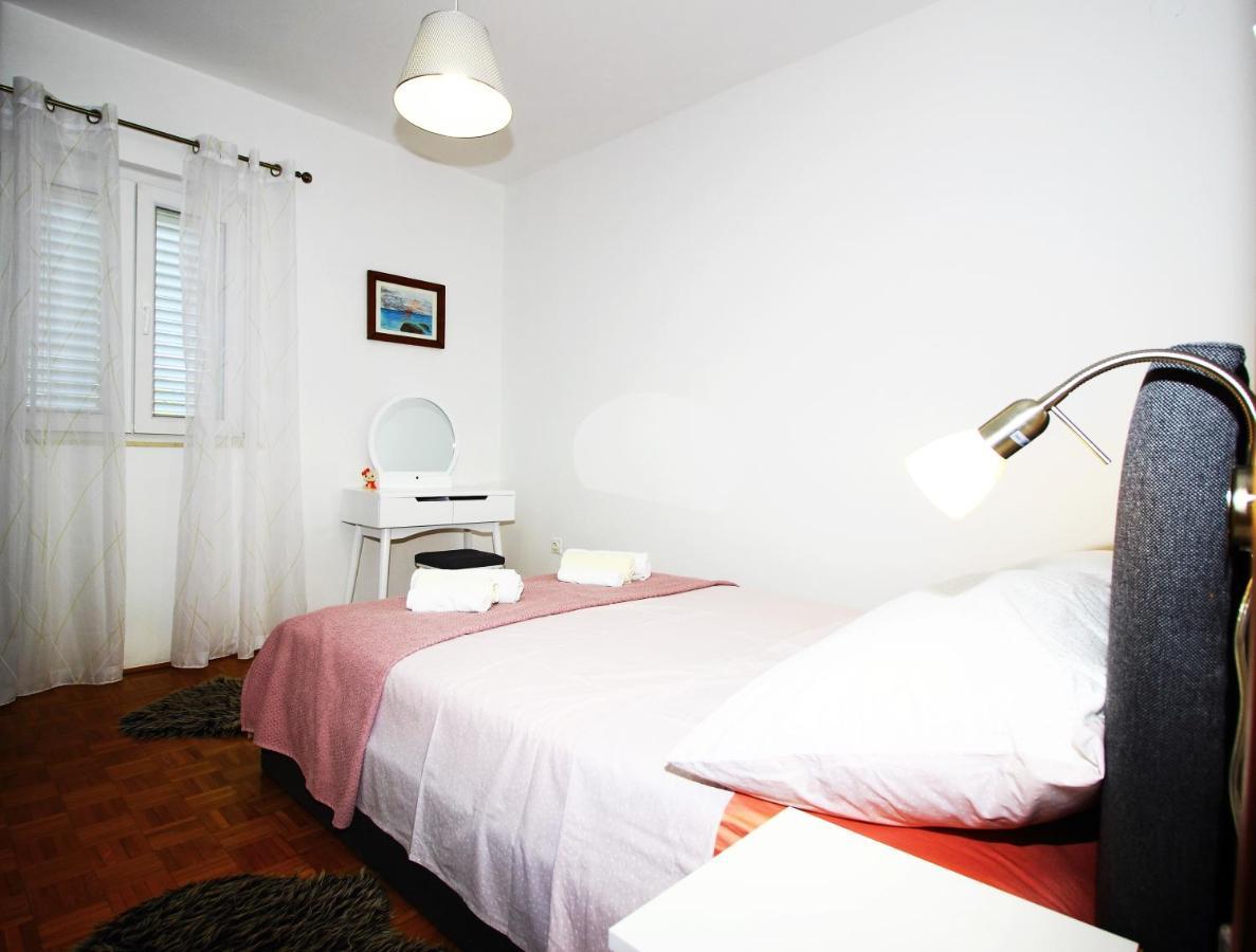 Apartment Marita Čilipi Exteriör bild